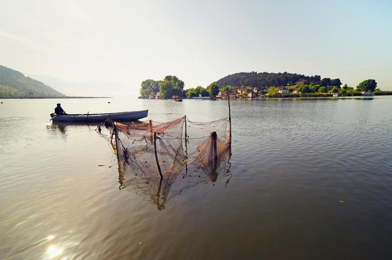 Little Island Resort Nisos Ioanninon 외부 사진